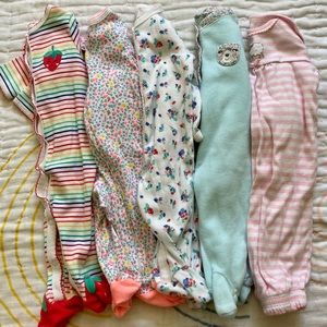 Carter’s sleeper bundle baby girl